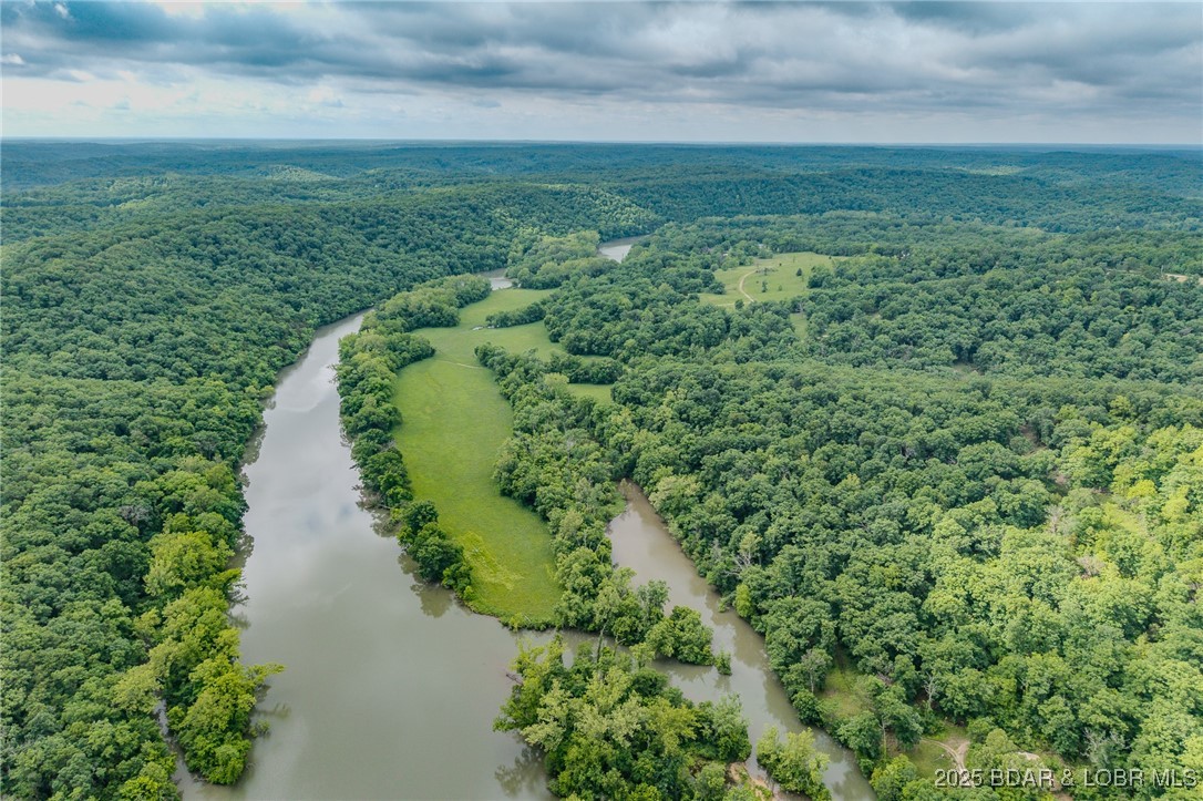 River Highlands - Land