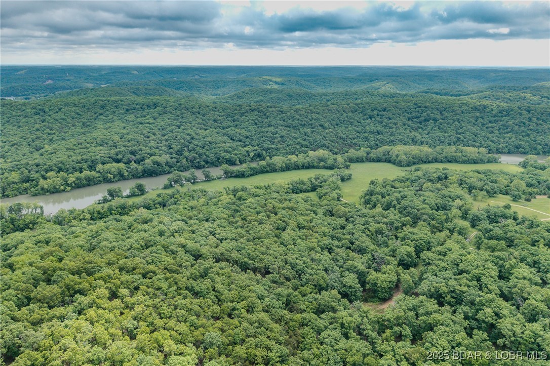 River Highlands - Land