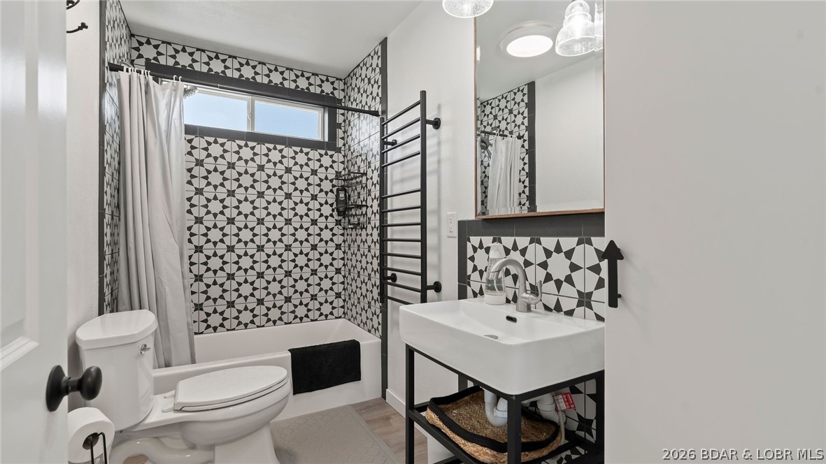 Horseshoe Bend 1 - Residential