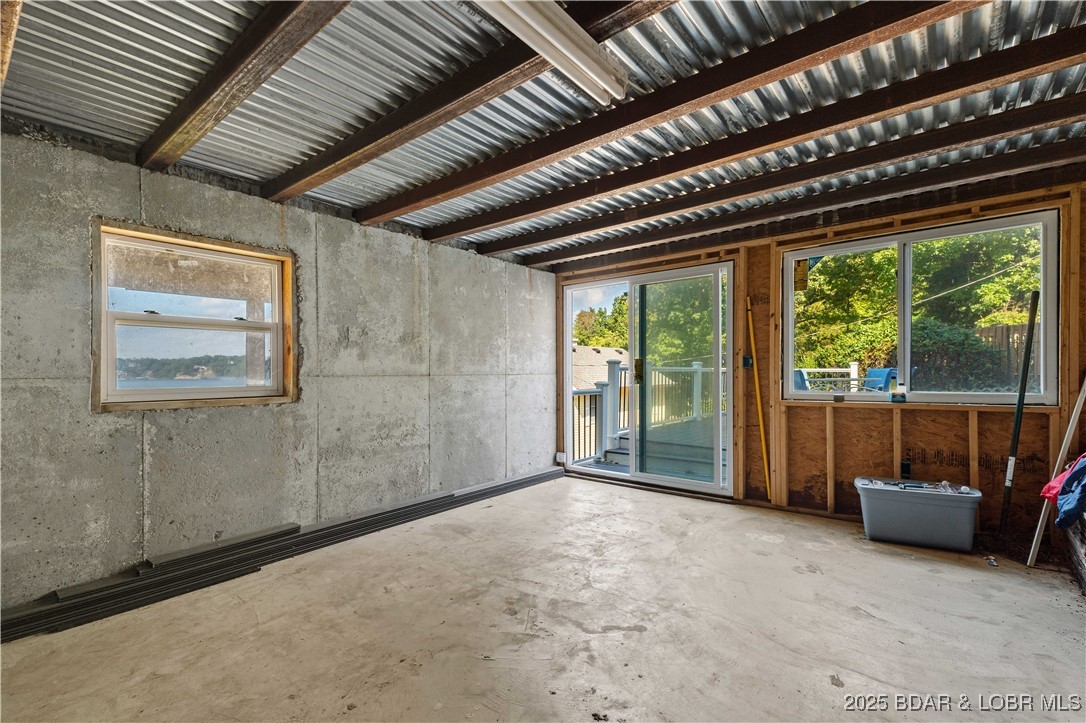 Horseshoe Bend # 7 - Residential