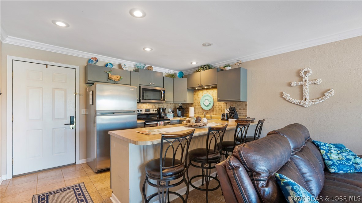 Southwood Shores Condominium - Residential