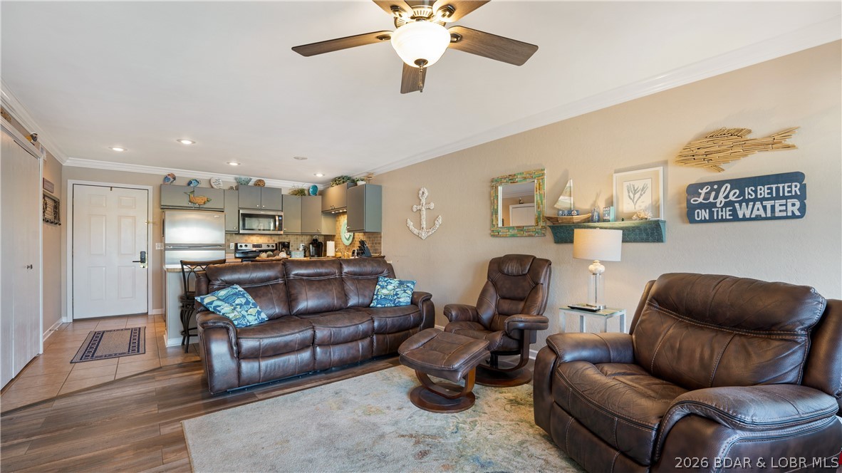 Southwood Shores Condominium - Residential