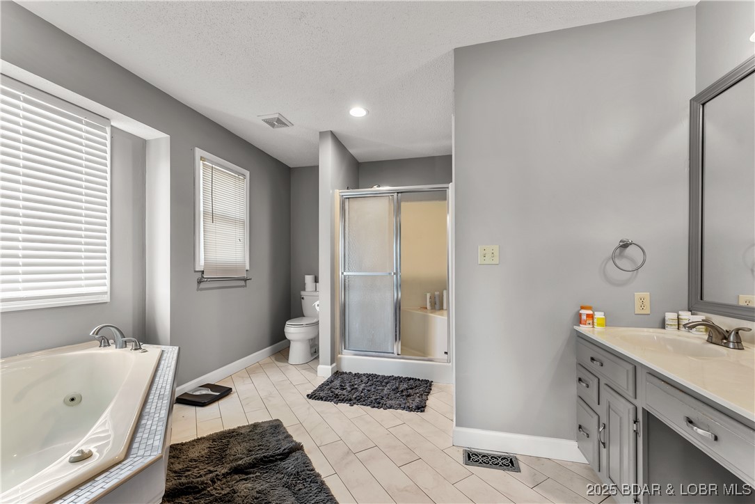 Cayman Beach - Residential