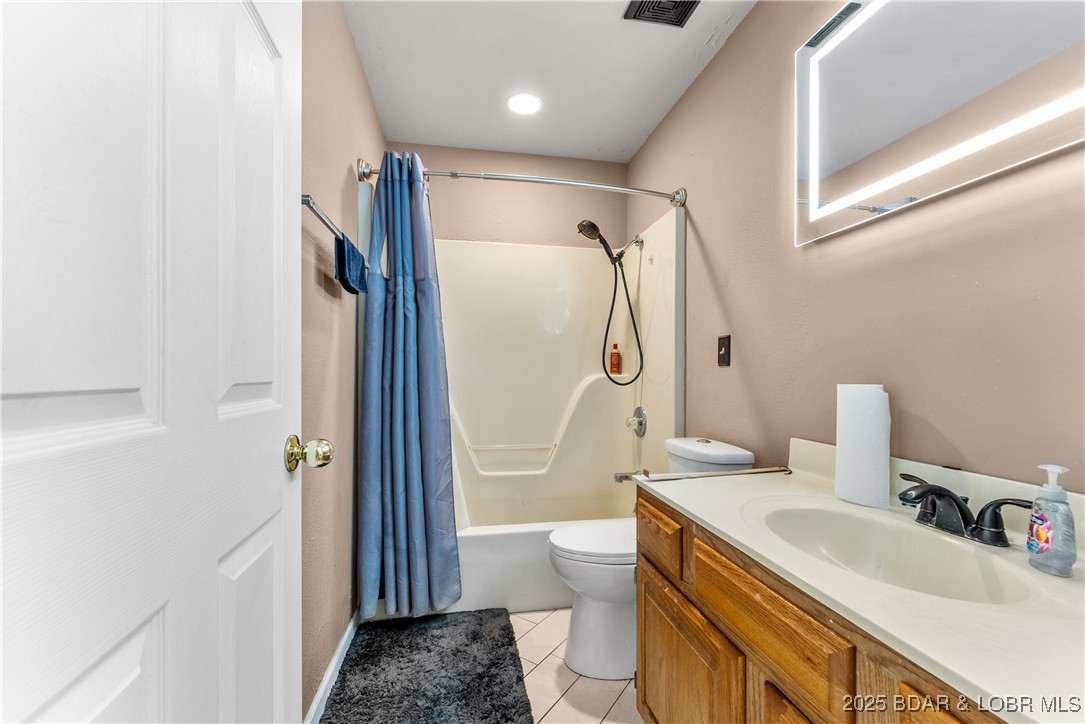 Cayman Beach - Residential