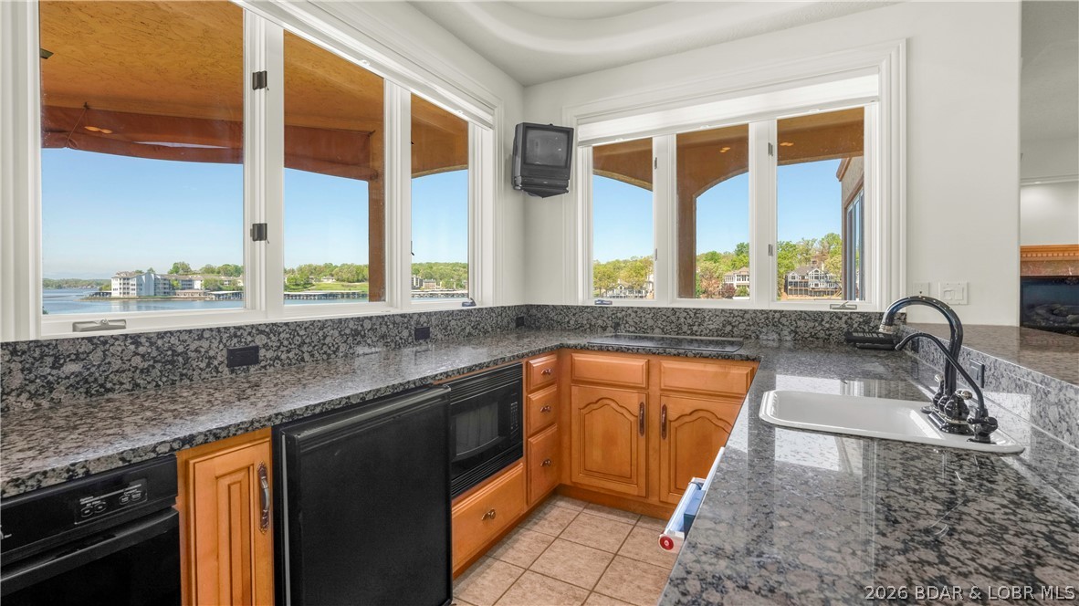 Regency Cove - Residential