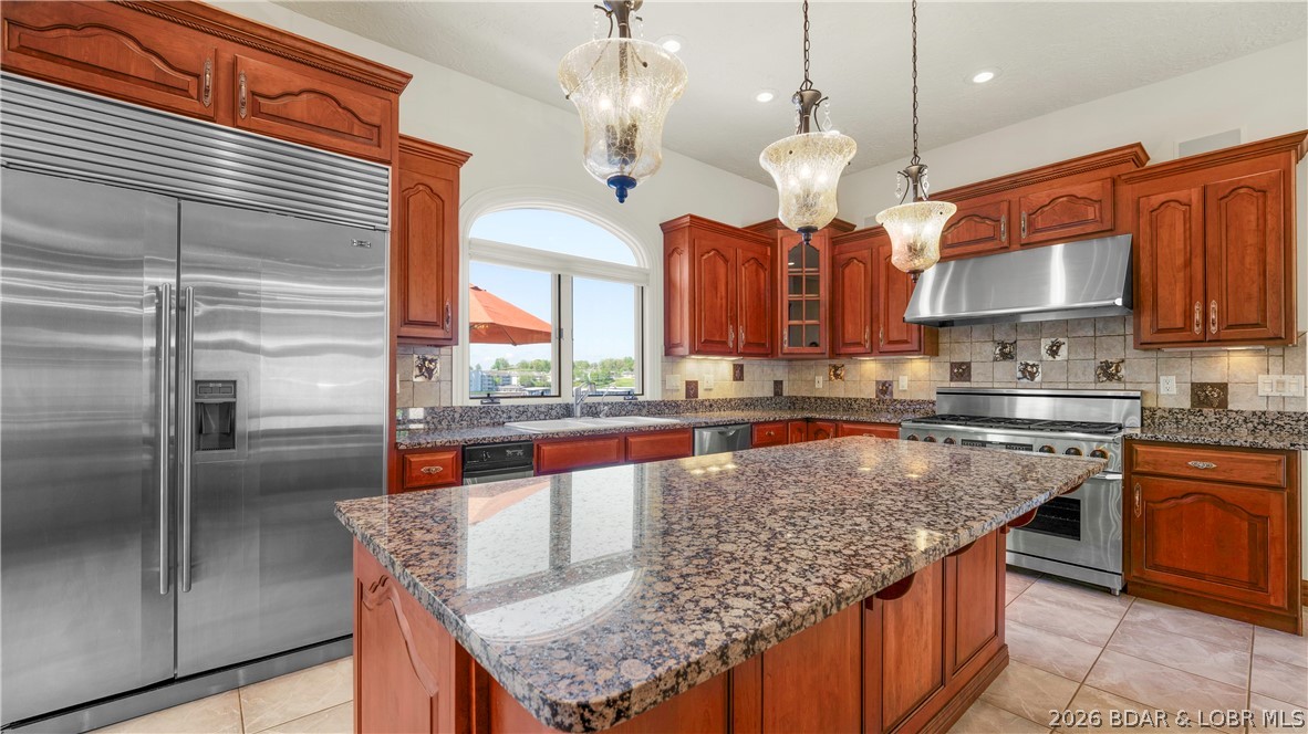 Regency Cove - Residential