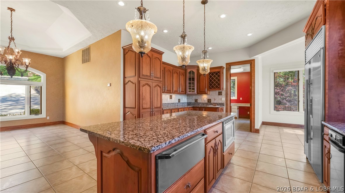 Regency Cove - Residential