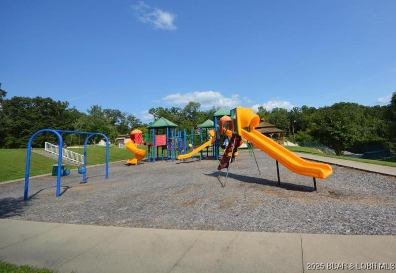 Kays Point #1 - Land