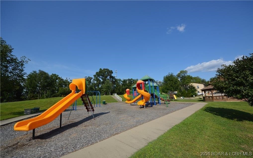 Kays Point #1 - Land