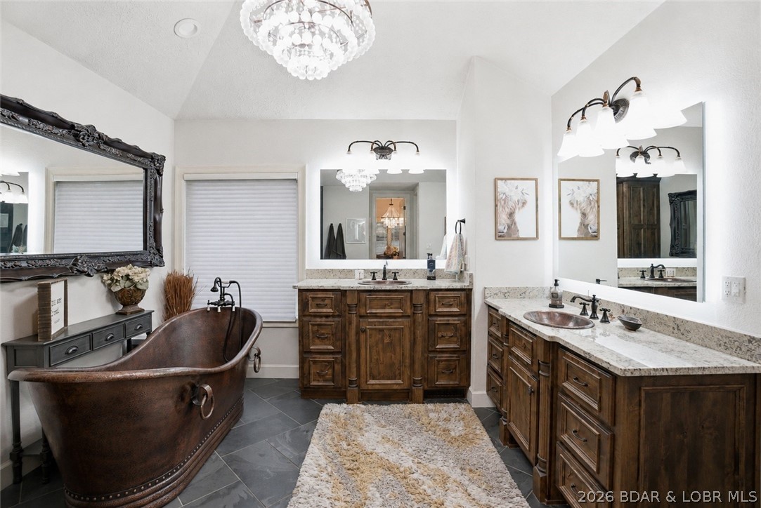 Eagles Cove - Residential