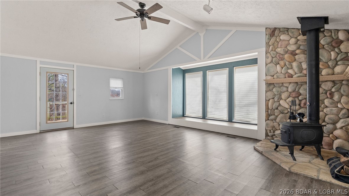 Malibu Manor - Residential