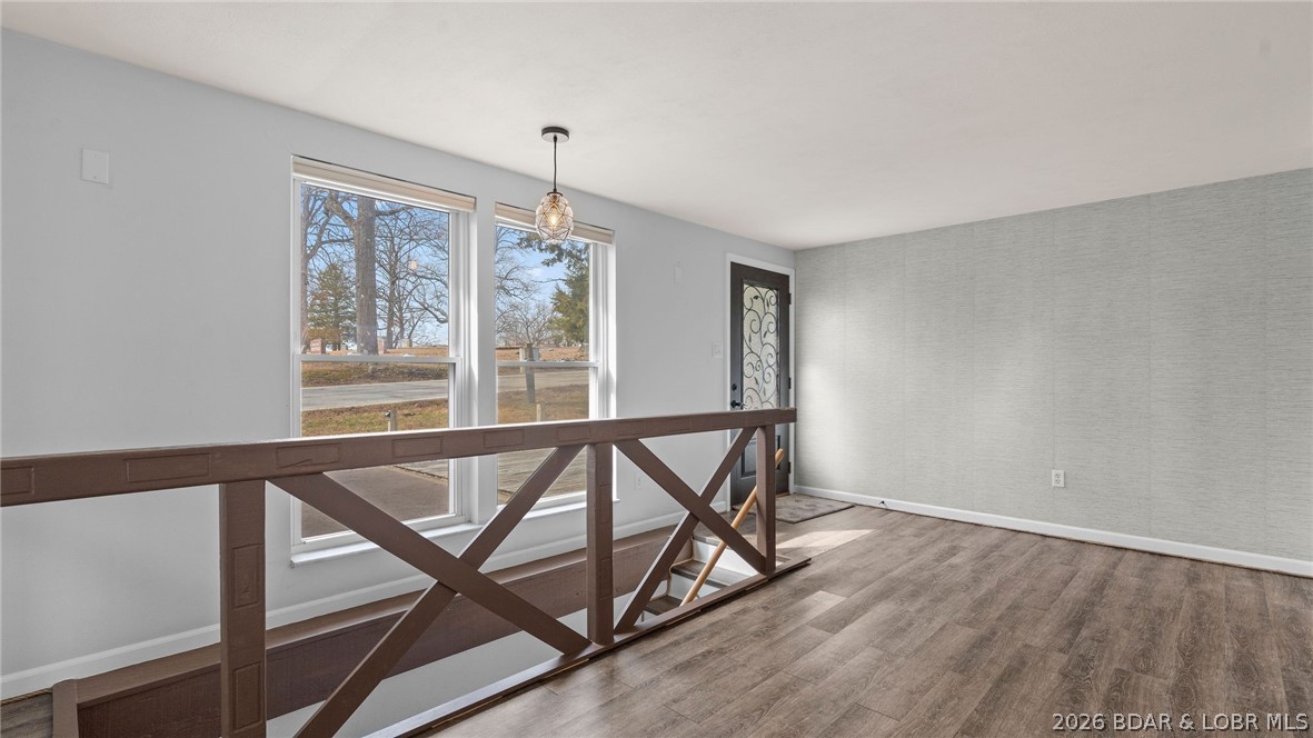 Malibu Manor - Residential