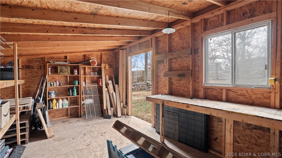 Malibu Manor - Residential