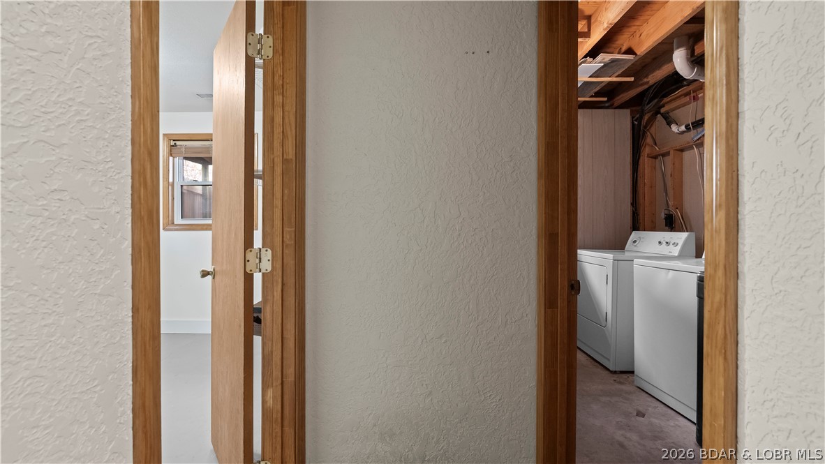 Malibu Manor - Residential