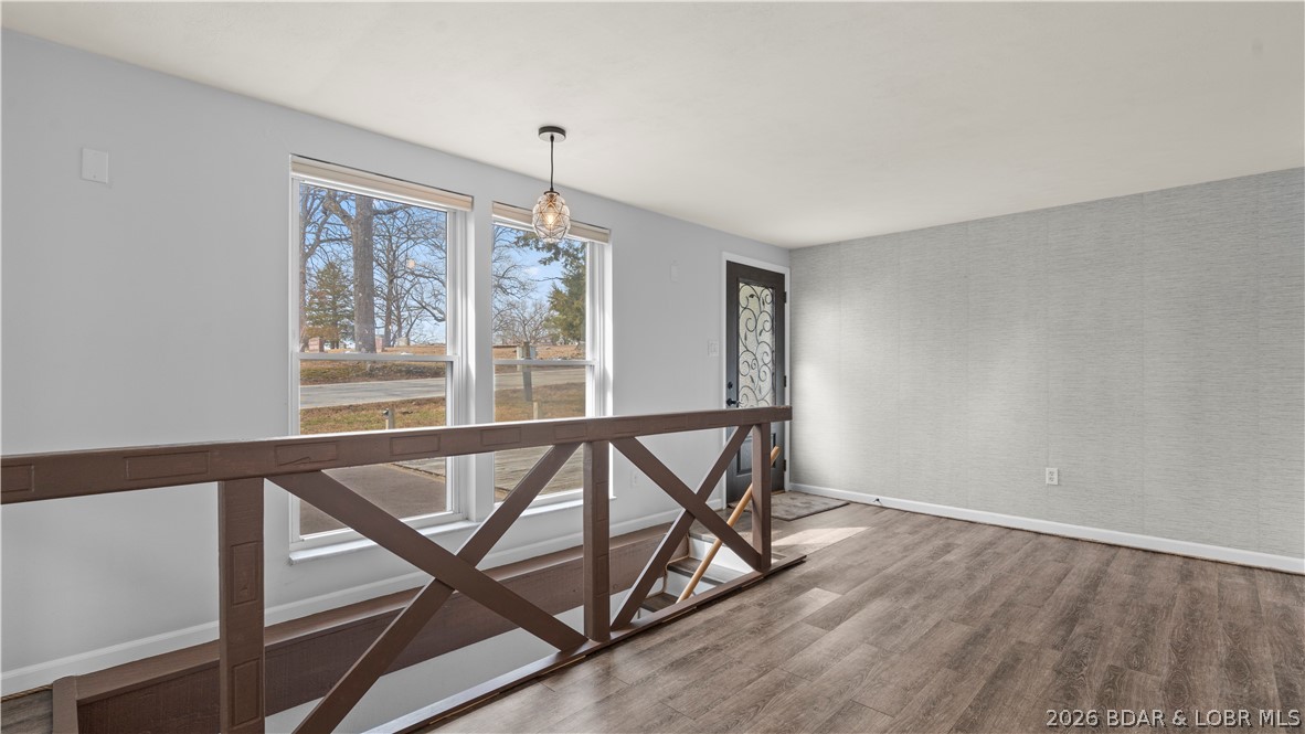 Malibu Manor - Residential