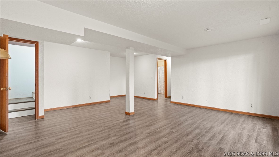 Malibu Manor - Residential