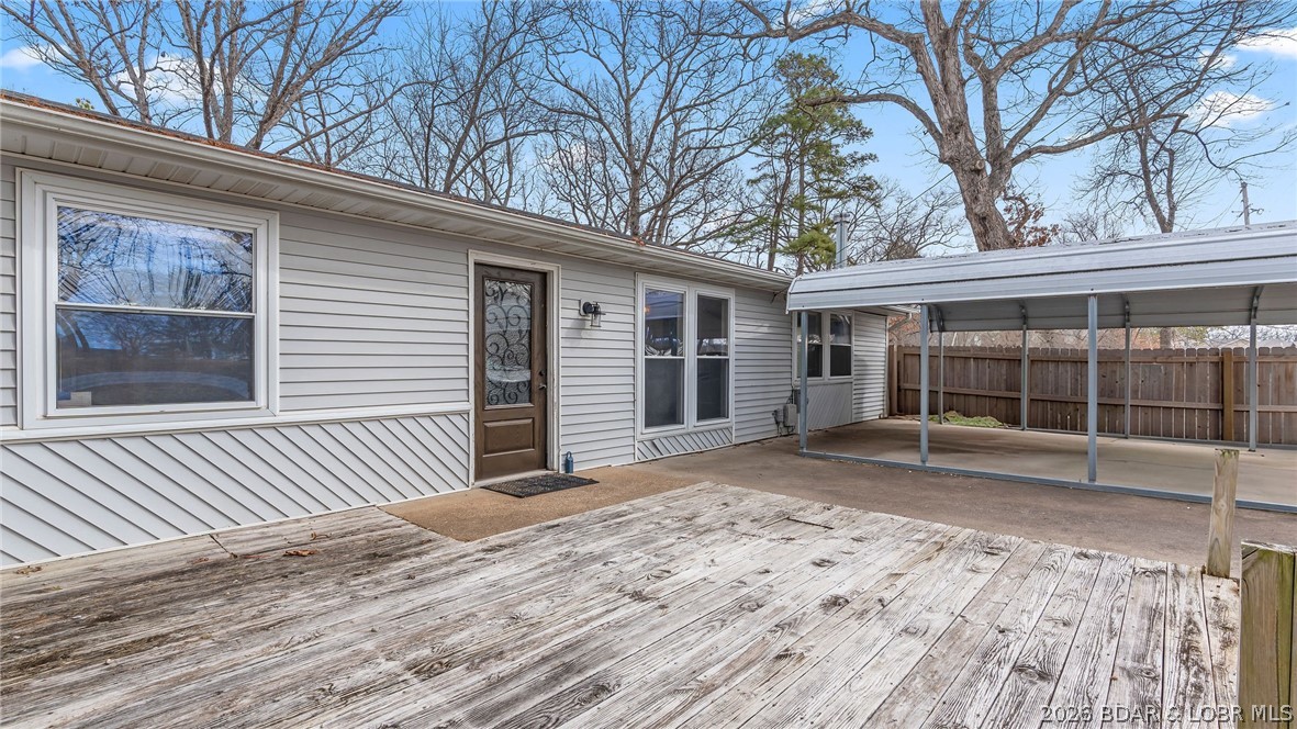 Malibu Manor - Residential