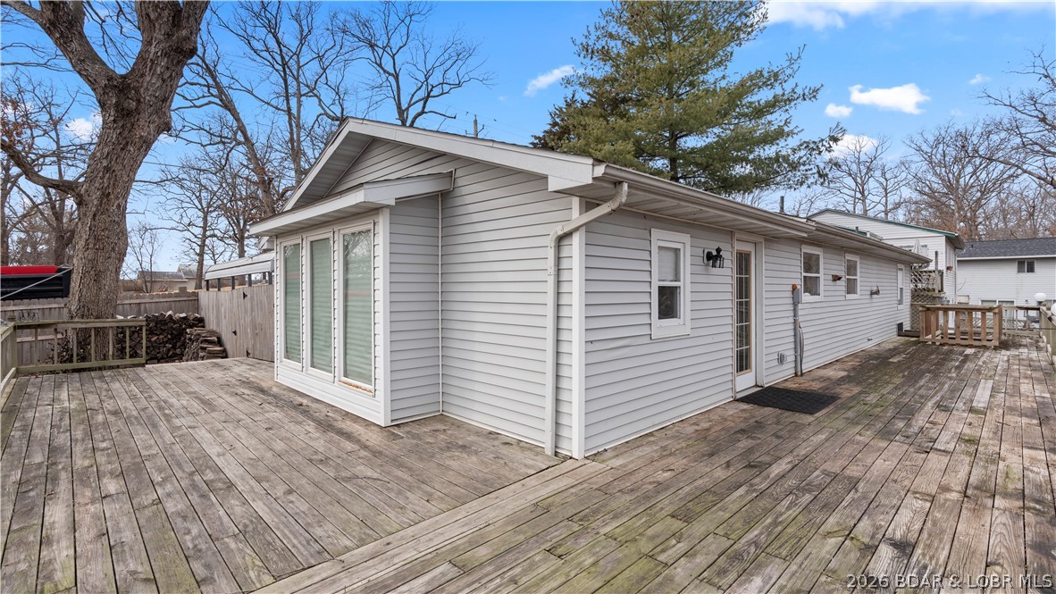 Malibu Manor - Residential