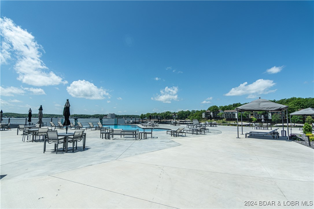 Lake Ozark, Missouri 65049, United States, 3 Bedrooms Bedrooms, ,3 BathroomsBathrooms,Residential,Active,46879