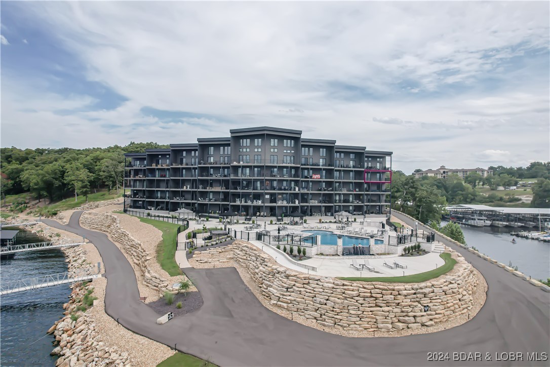 Lake Ozark, Missouri 65049, United States, 3 Bedrooms Bedrooms, ,3 BathroomsBathrooms,Residential,Active,46879