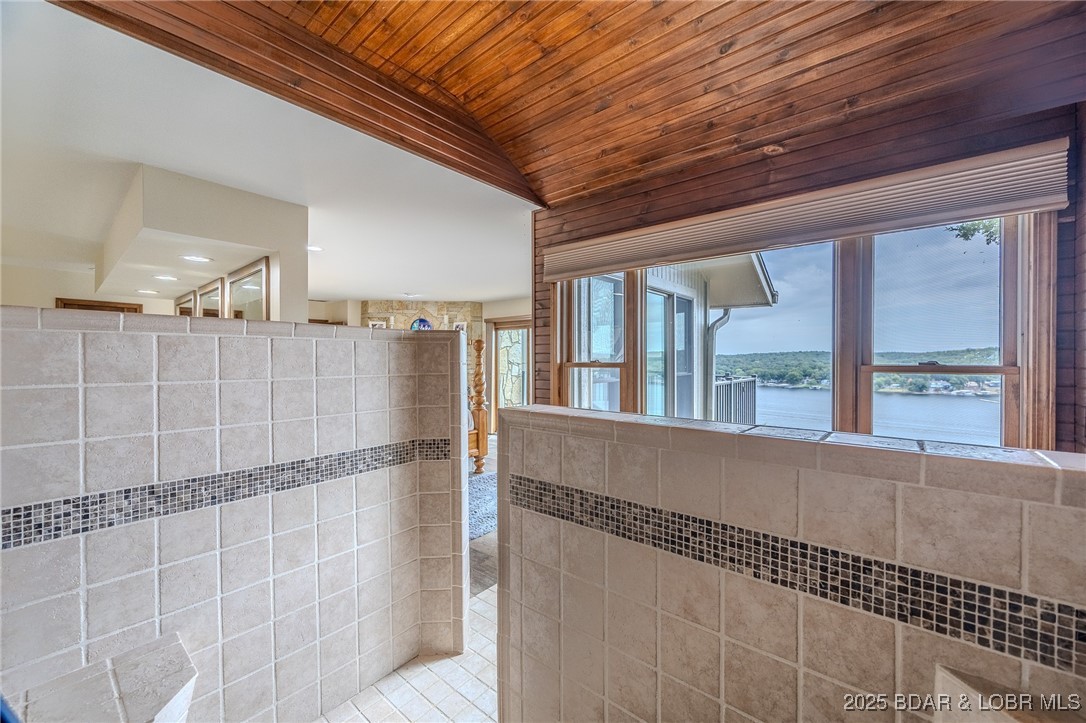 Tall Oaks - Residential