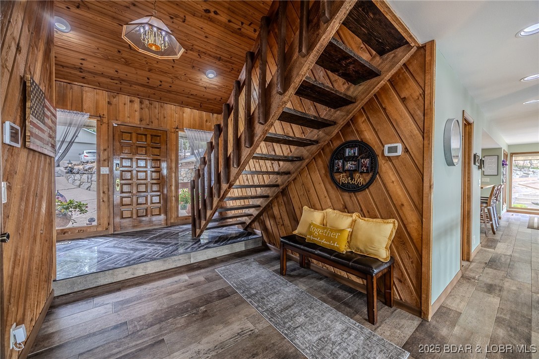 Tall Oaks - Residential