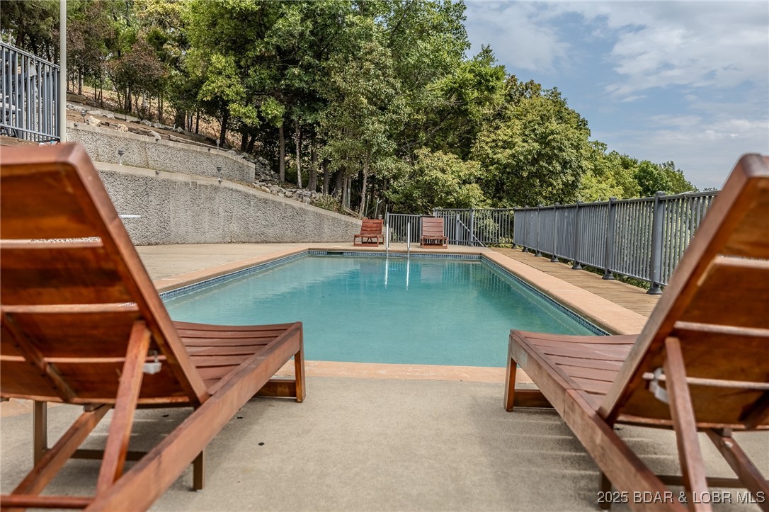 Tall Oaks - Residential