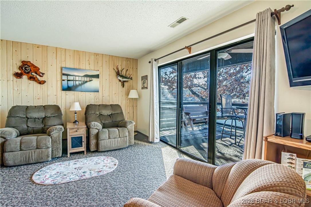 Lone Oak Point - Residential