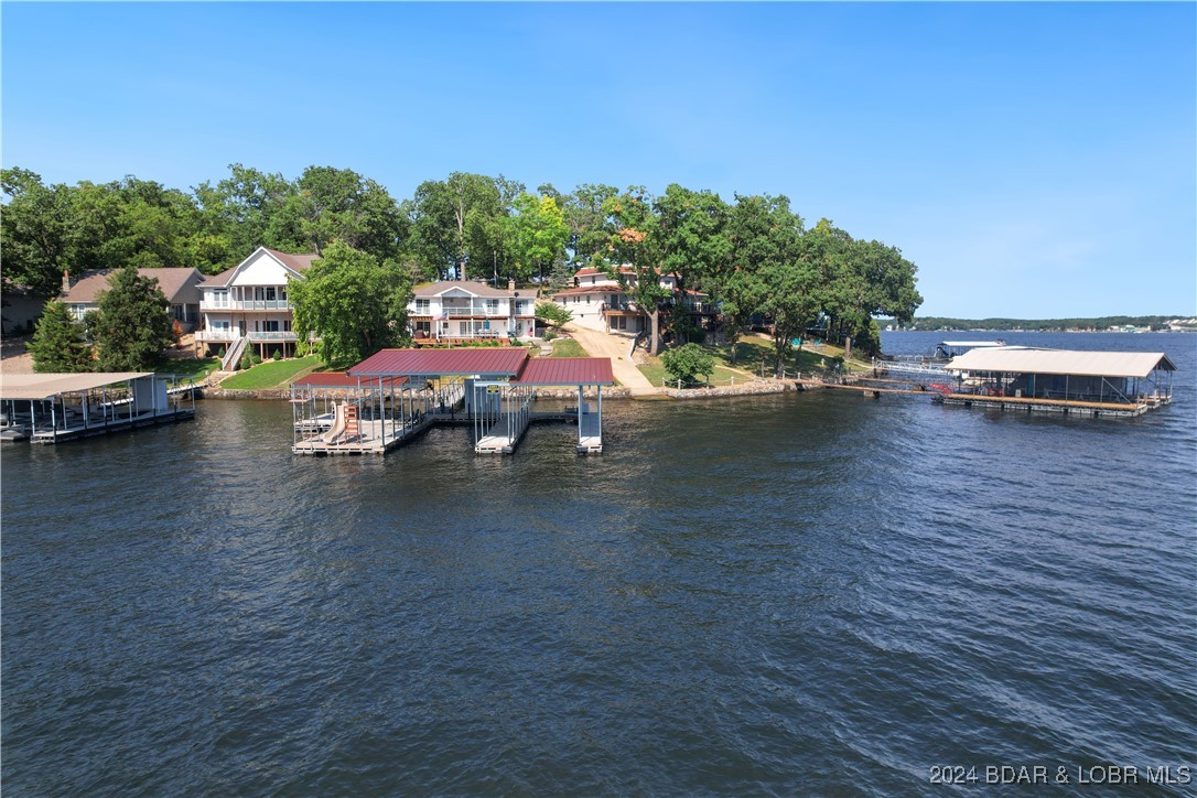 Gravois Mills, Missouri 65037, United States, 4 Bedrooms Bedrooms, ,4 BathroomsBathrooms,Residential,Pending,47461