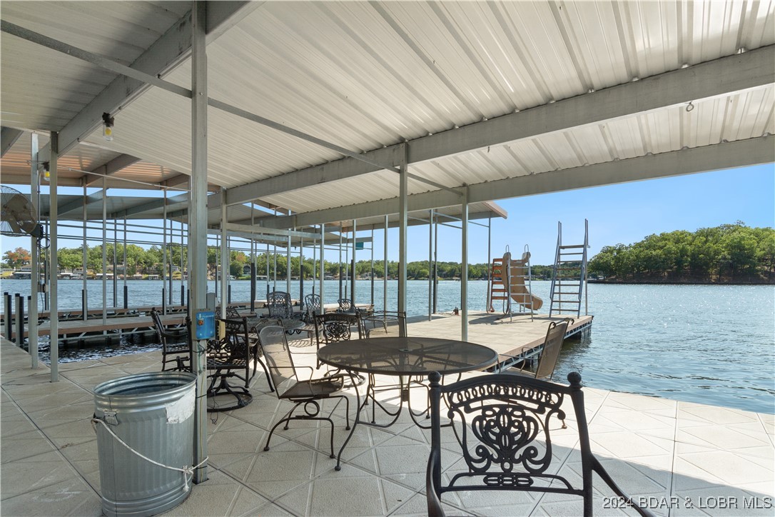 Gravois Mills, Missouri 65037, United States, 4 Bedrooms Bedrooms, ,4 BathroomsBathrooms,Residential,Pending,47461