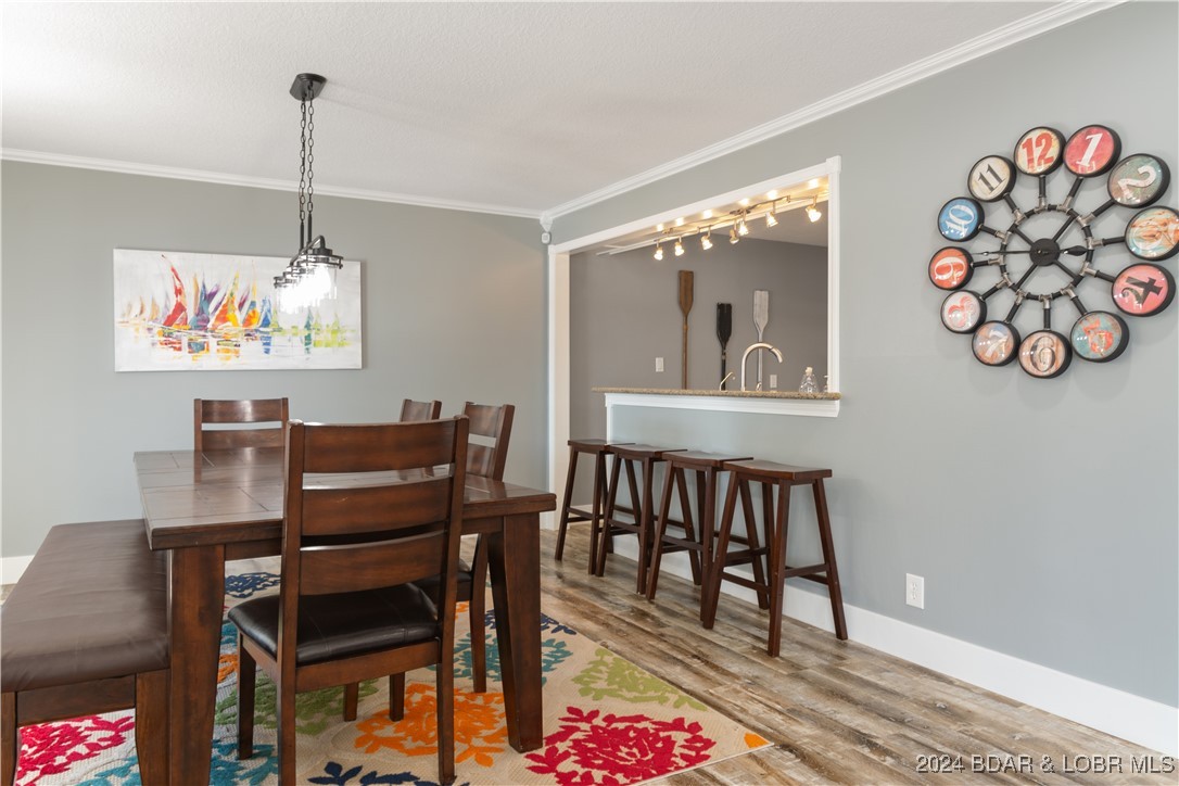 Gravois Mills, Missouri 65037, United States, 4 Bedrooms Bedrooms, ,4 BathroomsBathrooms,Residential,Pending,47461