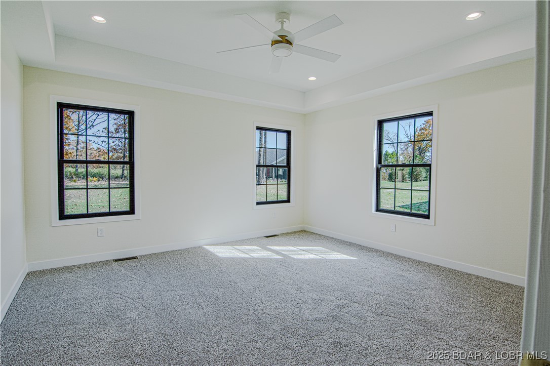 Camdenton, Missouri 65020, United States, 3 Bedrooms Bedrooms, ,2 BathroomsBathrooms,Residential,Active,245882