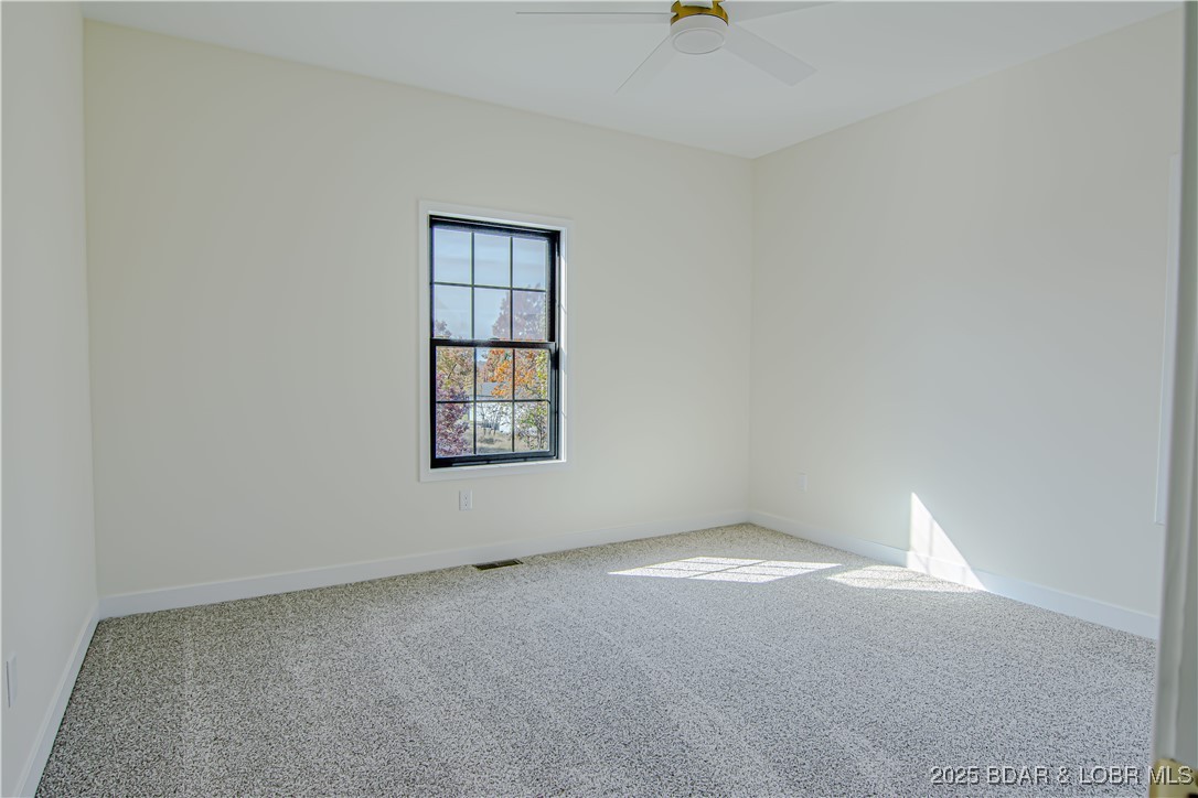 Camdenton, Missouri 65020, United States, 3 Bedrooms Bedrooms, ,2 BathroomsBathrooms,Residential,Active,245882