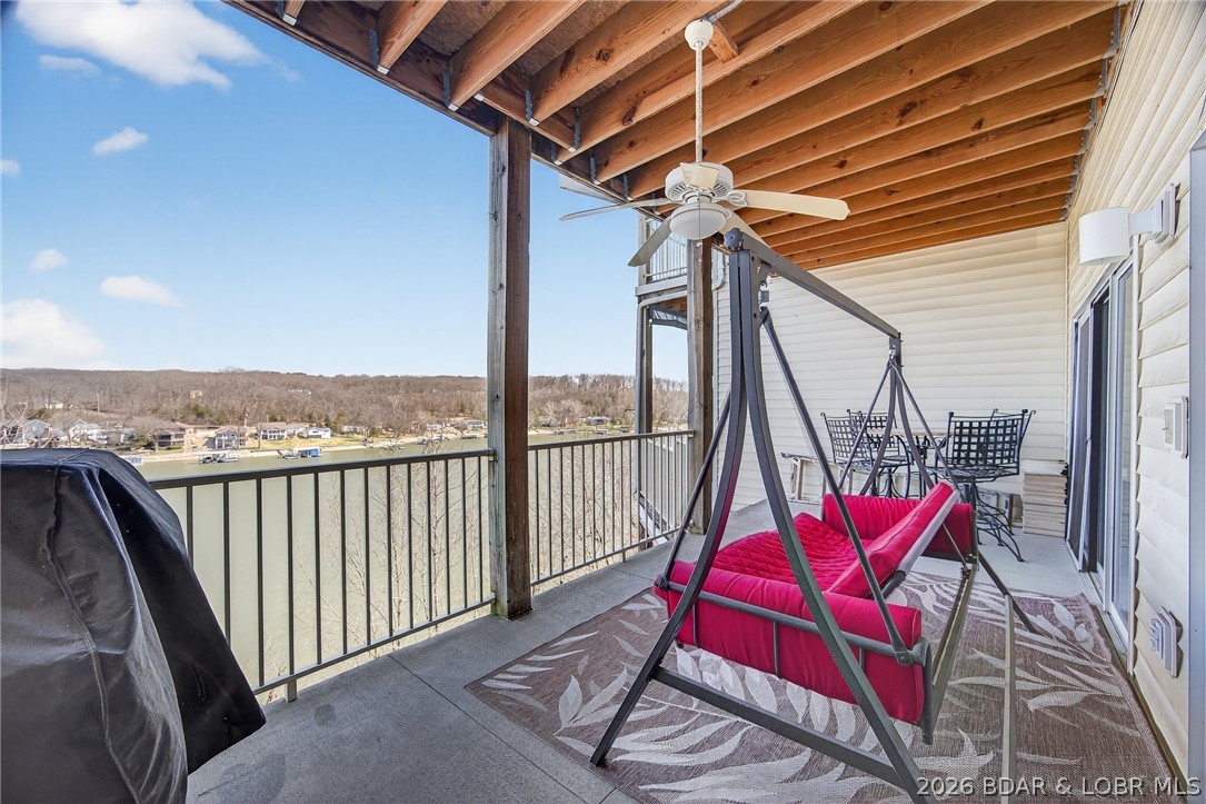 Oak Bluff Condominium - Residential