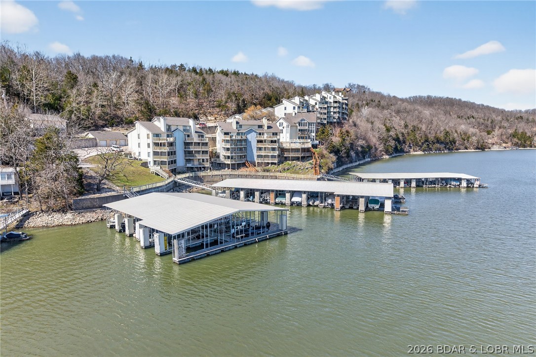 Oak Bluff Condominium - Residential