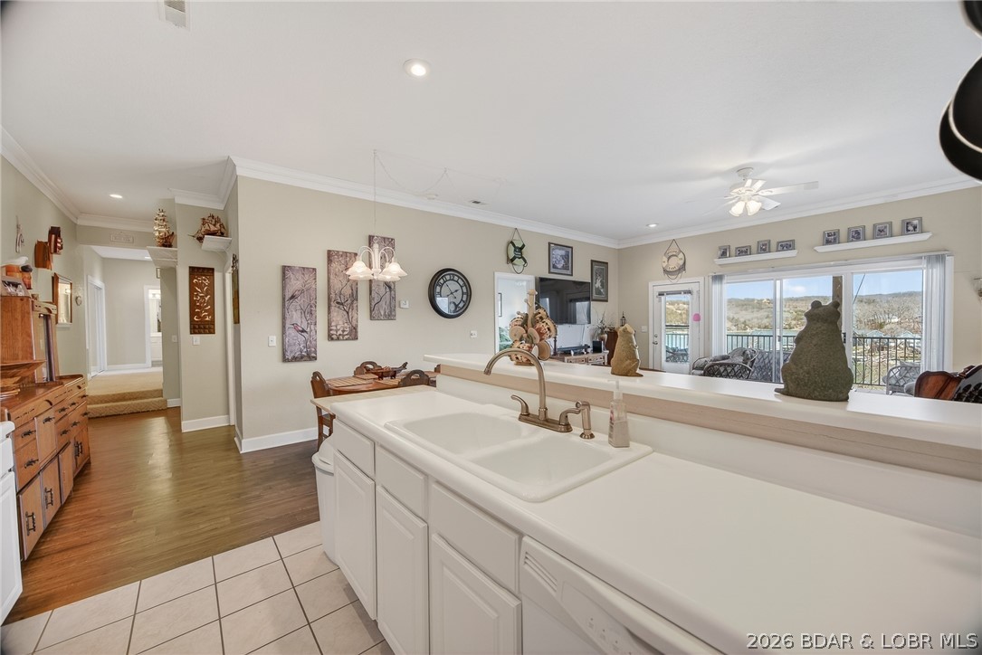 Oak Bluff Condominium - Residential