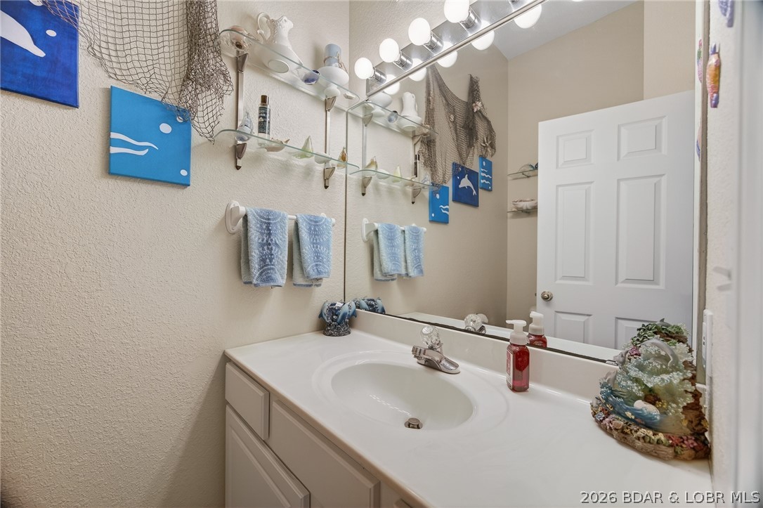 Oak Bluff Condominium - Residential