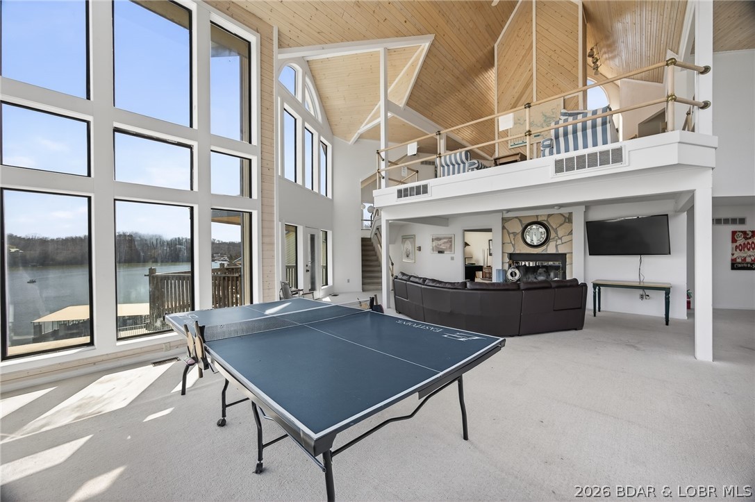 Oak Bluff Condominium - Residential