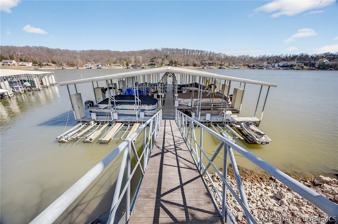 Oak Bluff Condominium - Residential