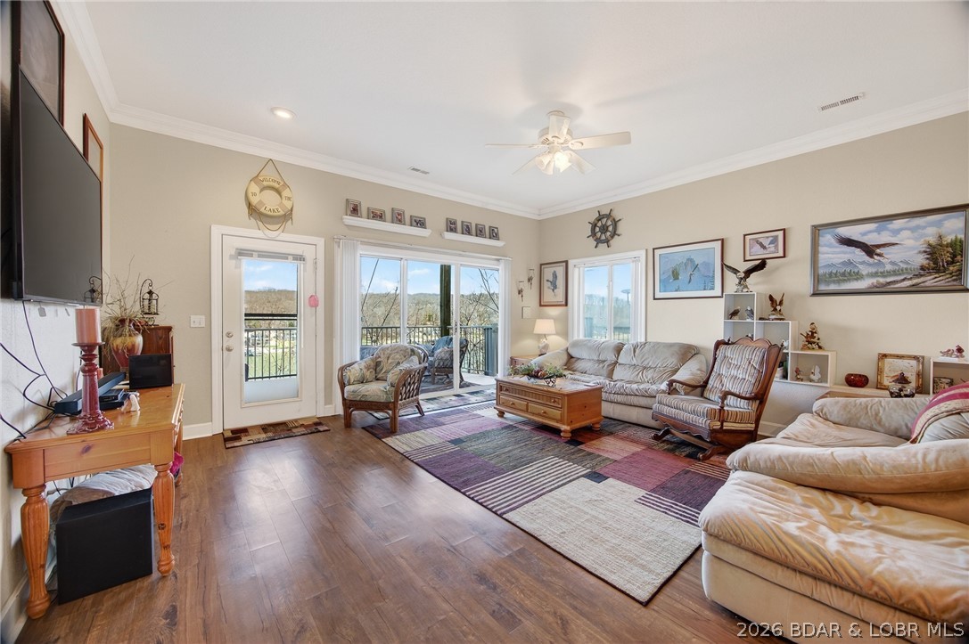 Oak Bluff Condominium - Residential