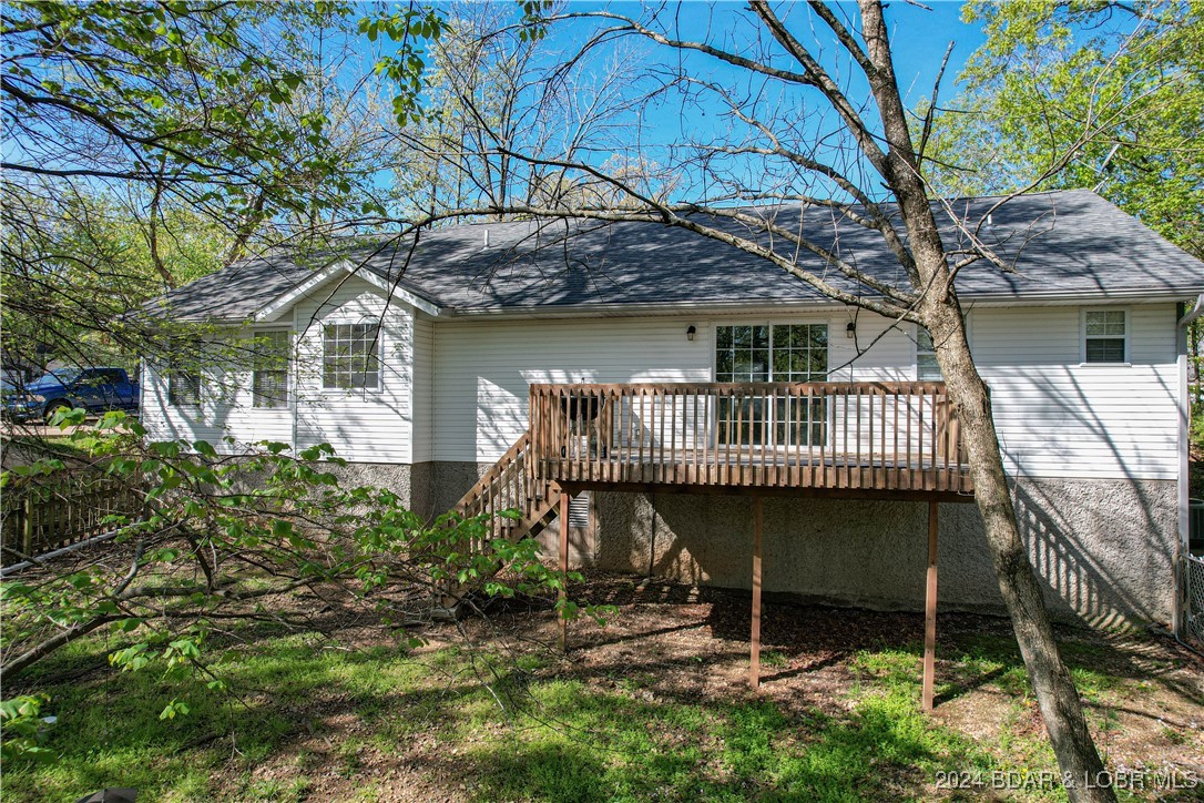 Four Seasons, Missouri 65049, United States, 3 Bedrooms Bedrooms, ,2 BathroomsBathrooms,Residential,Active,28720