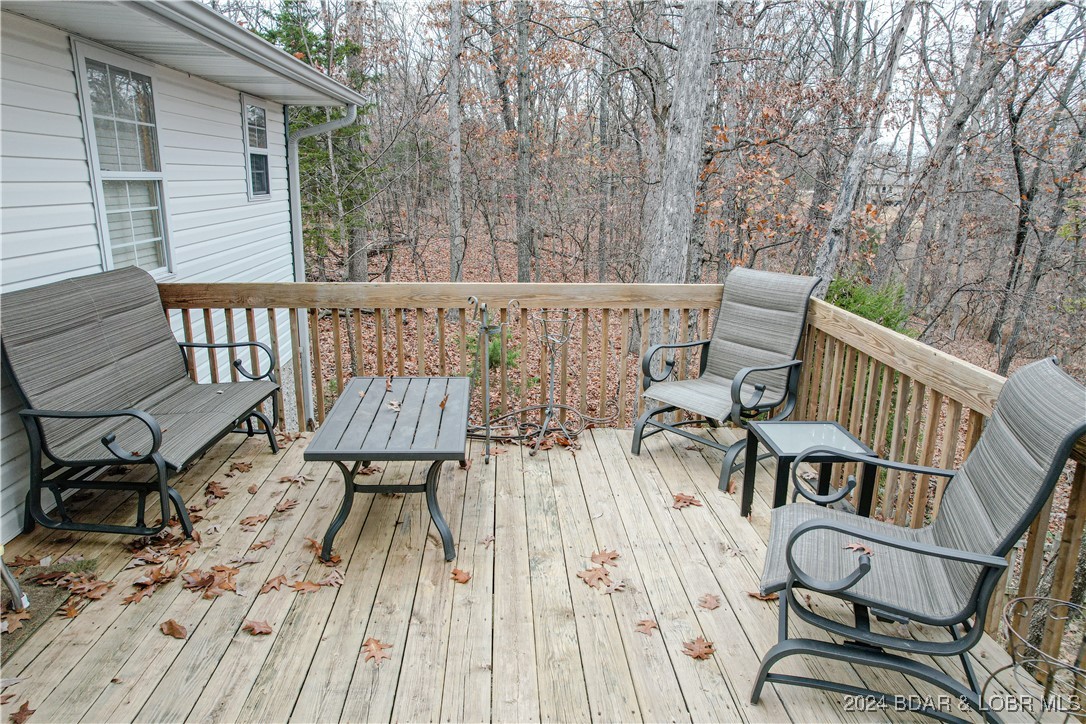 Four Seasons, Missouri 65049, United States, 3 Bedrooms Bedrooms, ,2 BathroomsBathrooms,Residential,Active,28720