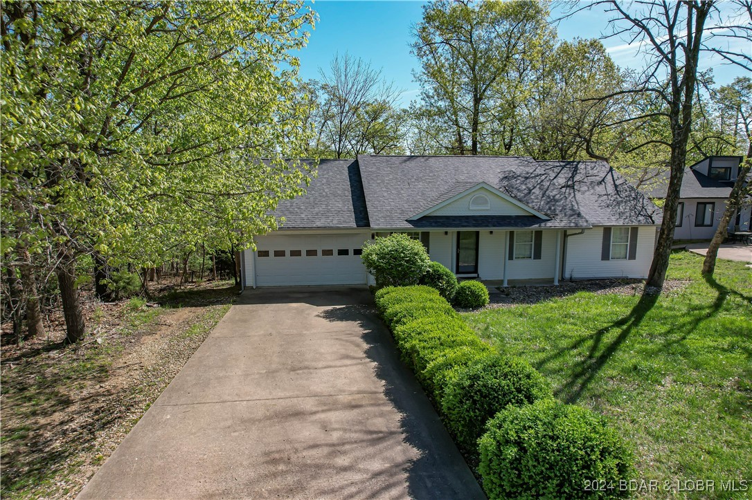 Four Seasons, Missouri 65049, United States, 3 Bedrooms Bedrooms, ,2 BathroomsBathrooms,Residential,Active,28720