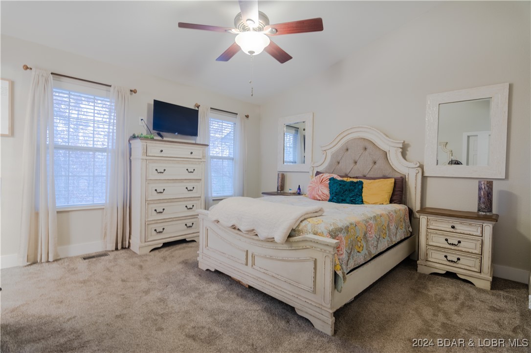 Four Seasons, Missouri 65049, United States, 3 Bedrooms Bedrooms, ,2 BathroomsBathrooms,Residential,Active,28720