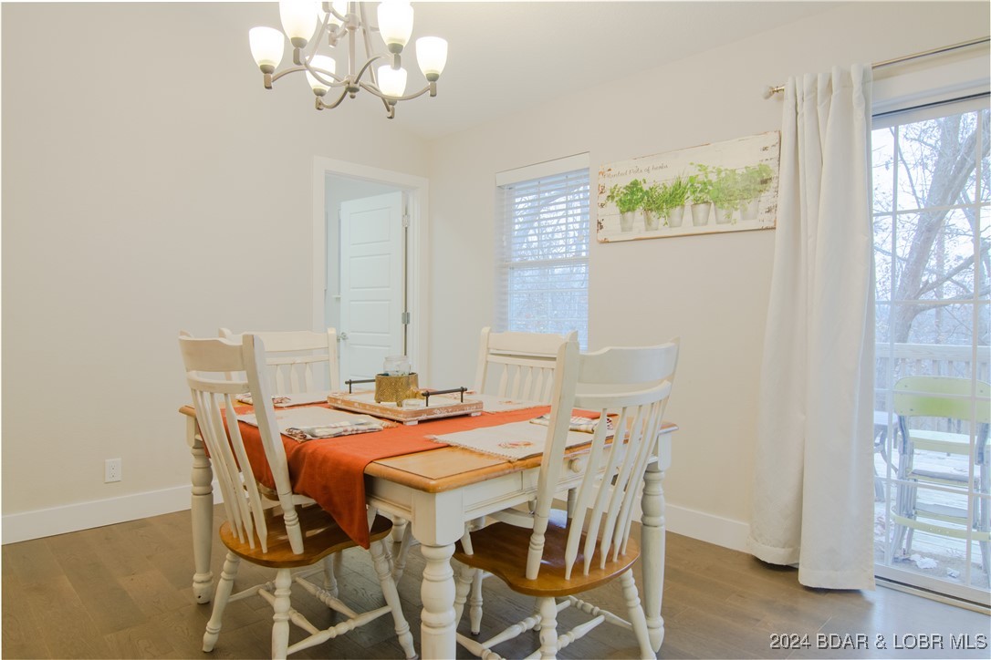 Four Seasons, Missouri 65049, United States, 3 Bedrooms Bedrooms, ,2 BathroomsBathrooms,Residential,Active,28720