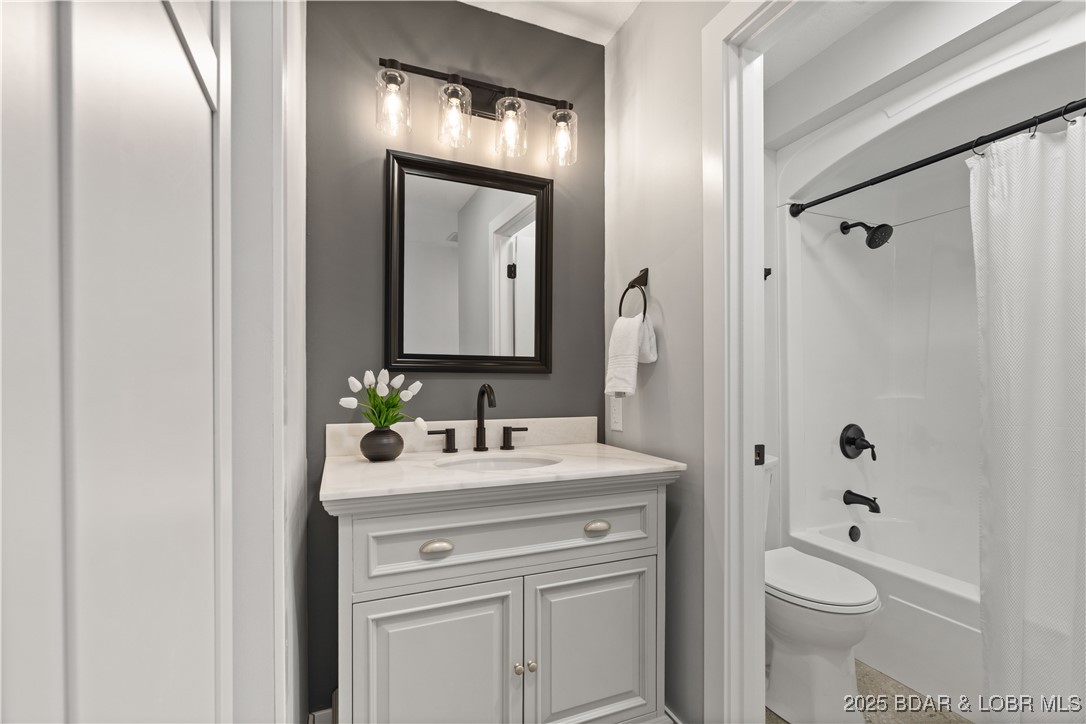 Waters Edge Condominium - Residential