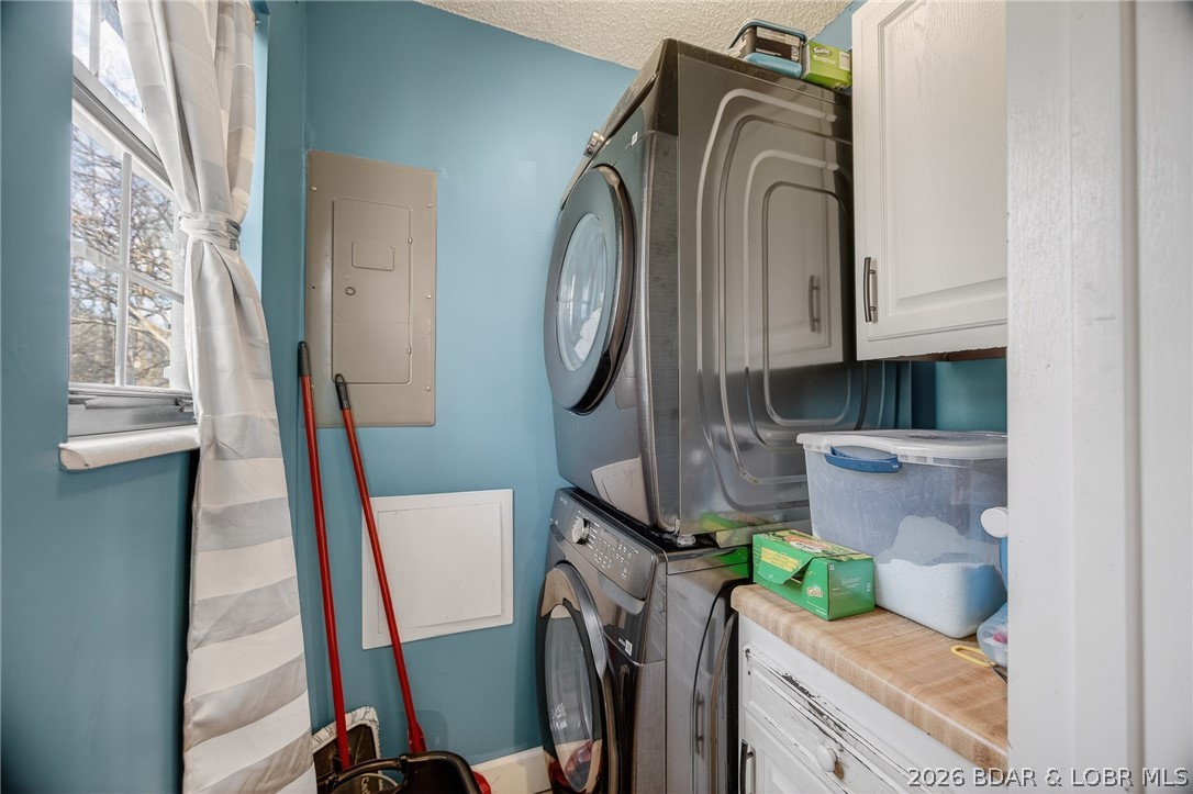 Waters Edge Condominium - Residential