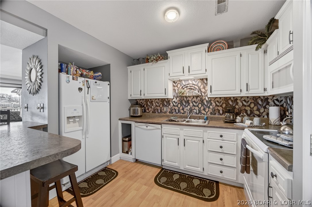 Waters Edge Condominium - Residential