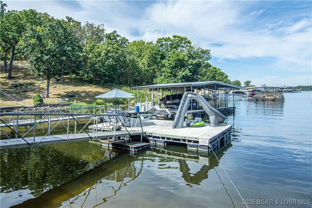 Lake Ozark, Missouri 65049, United States, 2 Bedrooms Bedrooms, ,1 BathroomBathrooms,Residential,Contingent,200972