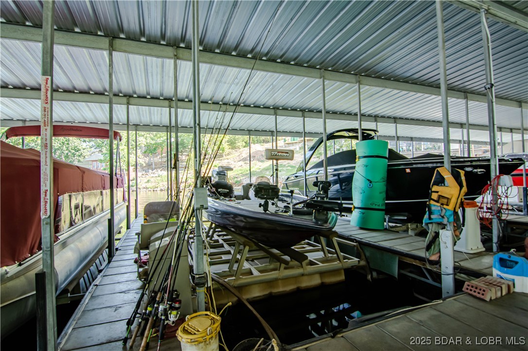 Lake Ozark, Missouri 65049, United States, 2 Bedrooms Bedrooms, ,1 BathroomBathrooms,Residential,Contingent,200972